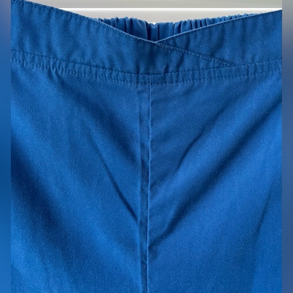 Women’s Scrubs PANTS & TOPS - Plus Sizes
$5 Each - Picture 2 of 13